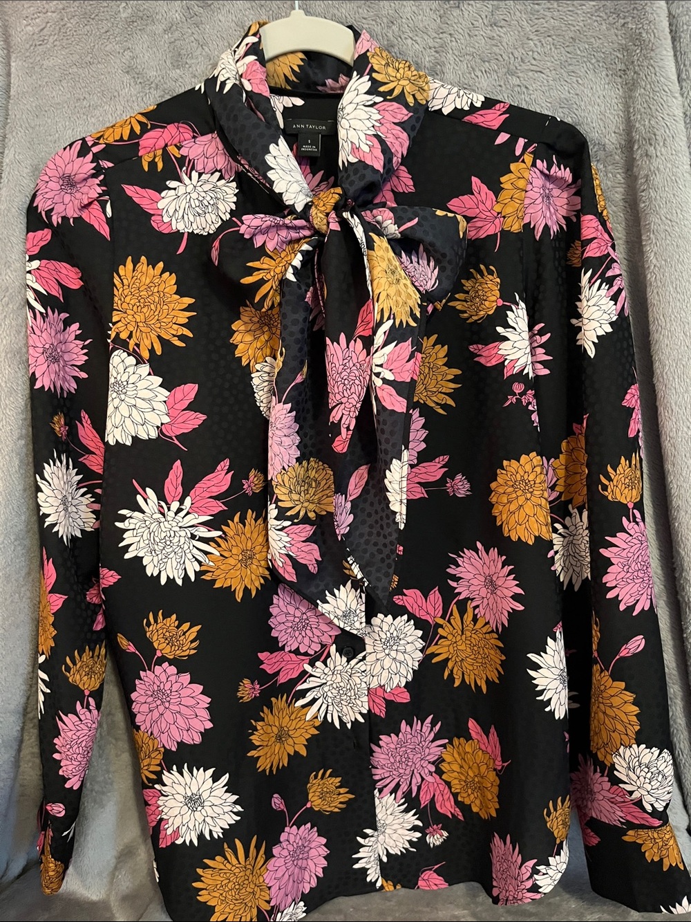 Ann Taylor Black Floral Bow-Tie Blouse with Pink, White & Mustard Flowers EUC - Picture 2 of 5